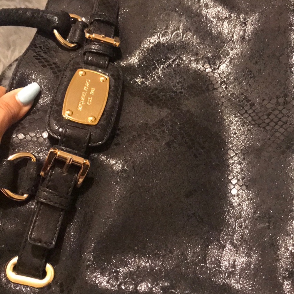 Black snake skin finish!